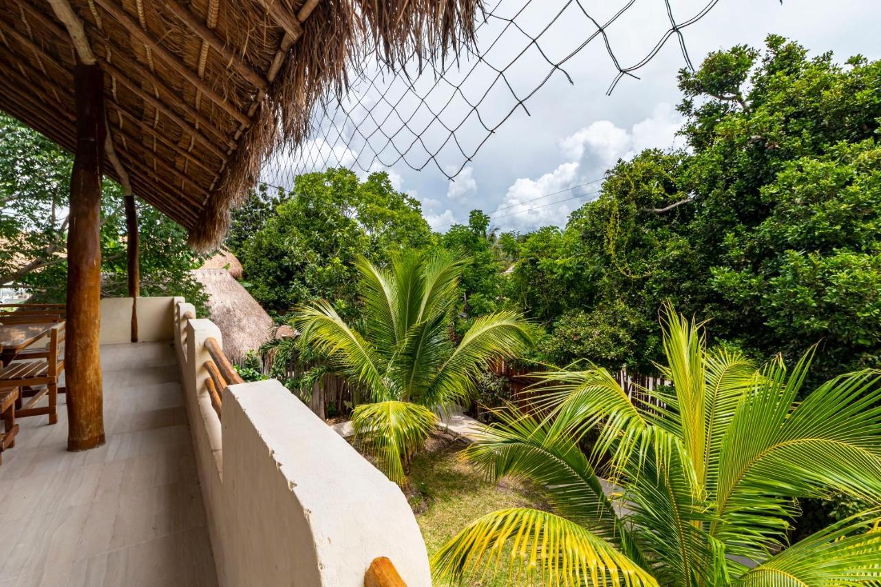 Hotel & Suites Oasis Bacalar Exterior photo